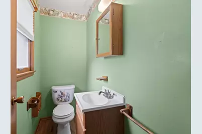 1927  Michigan Ave, Waukesha, WI 53188 - Photo 17