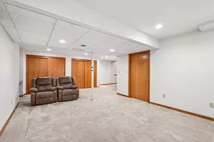 970 E Mackinac Ave, Oak Creek, WI 53154 - Photo 25