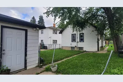 4343 N 17th St, Milwaukee, WI 53209 - Photo 3