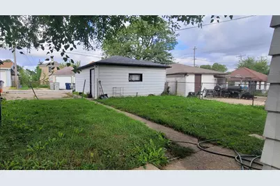 4343 N 17th St, Milwaukee, WI 53209 - Photo 5