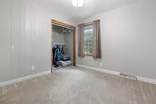 7053 N 45th St, Milwaukee, WI 53223 - Photo 19