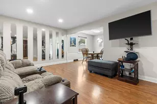7053 N 45th St, Milwaukee, WI 53223 - Photo 3