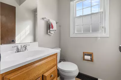 7053 N 45th St, Milwaukee, WI 53223 - Photo 21