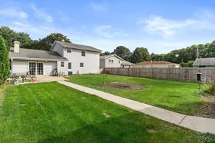 7053 N 45th St, Milwaukee, WI 53223 - Photo 27