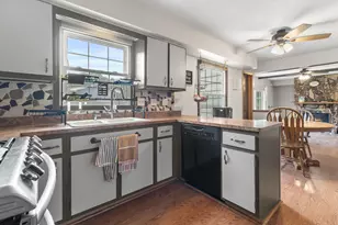 7053 N 45th St, Milwaukee, WI 53223 - Photo 7