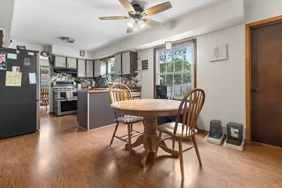 7053 N 45th St, Milwaukee, WI 53223 - Photo 11
