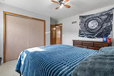 7053 N 45th St, Milwaukee, WI 53223 - Photo 15