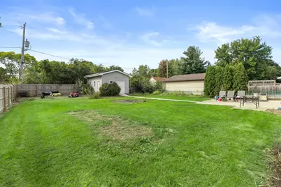 7053 N 45th St, Milwaukee, WI 53223 - Photo 29