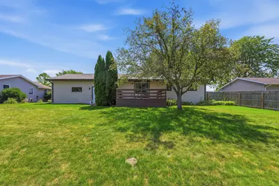 1706  Sunset Ln, New Holstein, WI 53061 - Photo 21