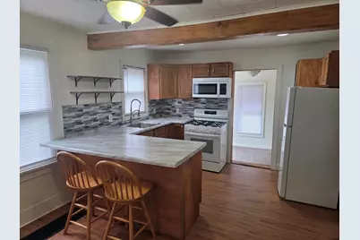1122  Cleveland St, Beloit, WI 53511 - Photo 5