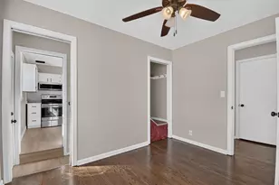 2039 Wustum Ave, Racine, WI 53404 - Photo 13