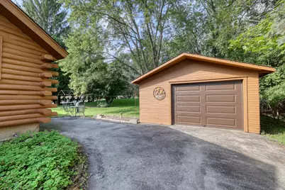 N35W28744  Old North Shore Dr, Delafield, WI 53072 - Photo 3