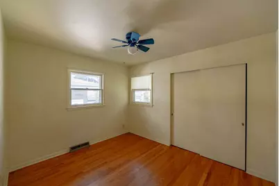 2019  Kentucky St, Racine, WI 53405 - Photo 5