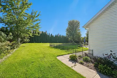 281  Louvain Ln, Belgium, WI 53004 - Photo 23