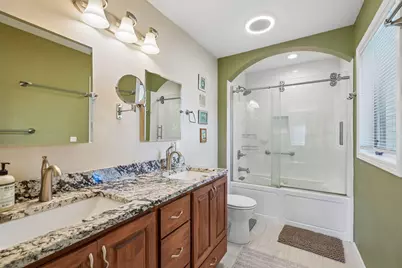 281  Louvain Ln, Belgium, WI 53004 - Photo 13