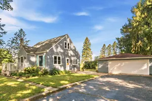 N132W17882 Rockfield Rd, Germantown, WI 53022 - Photo 3