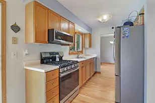 9428 74th St, Kenosha, WI 53142 - Photo 7