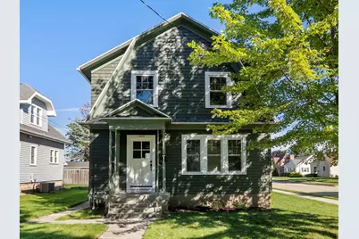 2802  Clark St, Manitowoc, WI 54220 - Photo 1