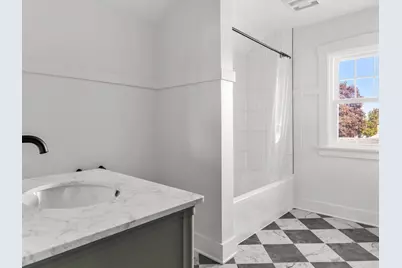 2802  Clark St, Manitowoc, WI 54220 - Photo 11