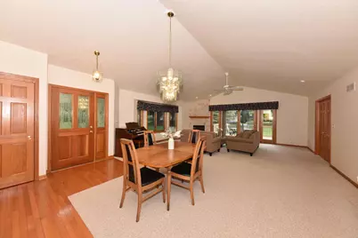 N21W24347  Deer Park Ct #A, Pewaukee, WI 53072 - Photo 25