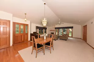 N21W24347 Deer Park Ct, Pewaukee, WI 53072 - Photo 25