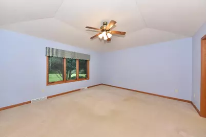 N21W24347  Deer Park Ct #A, Pewaukee, WI 53072 - Photo 19
