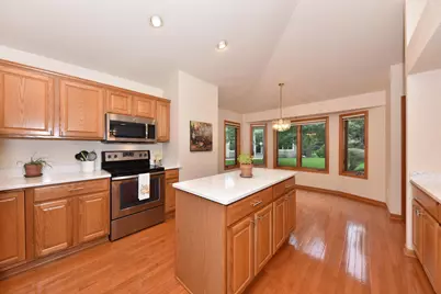 N21W24347  Deer Park Ct #A, Pewaukee, WI 53072 - Photo 17