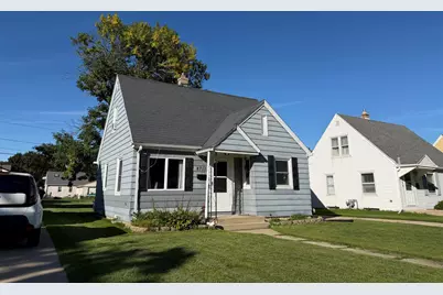 8712 W Montana Ave, West Allis, WI 53227 - Photo 23