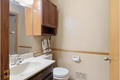 2962  Madison St #D, Waukesha, WI 53188 - Photo 13
