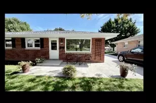 4428 S 63rd St, Greenfield, WI 53220 - Photo 23