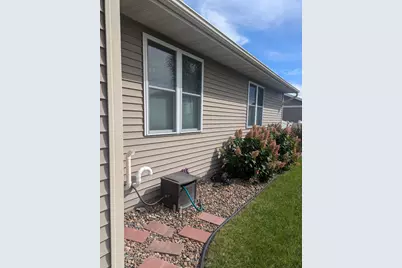 950  Aspen Blvd, Sparta, WI 54656 - Photo 3
