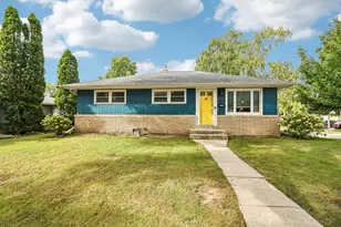 2859 S 96th St, West Allis, WI 53227 - Photo 1