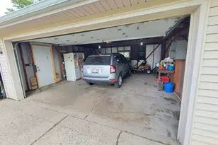 5310 S 115th St, Hales Corners, WI 53130 - Photo 29