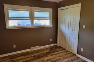 5310 S 115th St, Hales Corners, WI 53130 - Photo 13