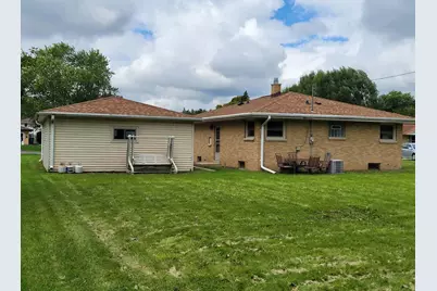 5310 S 115th St, Hales Corners, WI 53130 - Photo 57