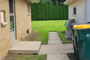 5310 S 115th St, Hales Corners, WI 53130 - Photo 27