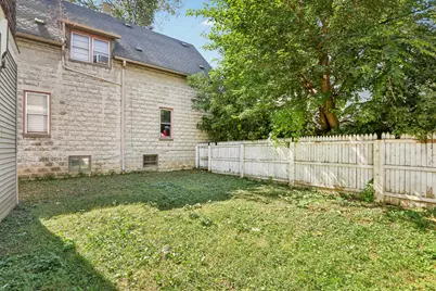 2027 N 47th St #2029, Milwaukee, WI 53208 - Photo 41
