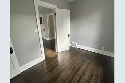 2134 W Lincoln Ave, Milwaukee, WI 53215 - Photo 15