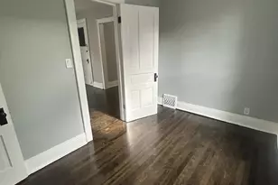 2134 W Lincoln Ave, Milwaukee, WI 53215 - Photo 15