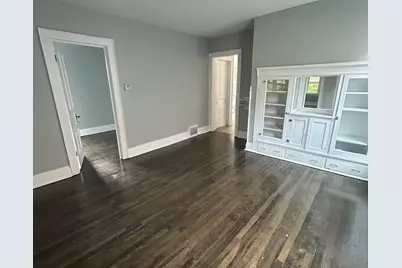 2134 W Lincoln Ave, Milwaukee, WI 53215 - Photo 7