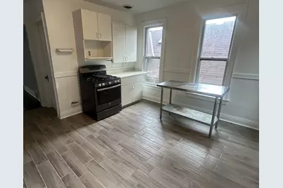 2134 W Lincoln Ave, Milwaukee, WI 53215 - Photo 11