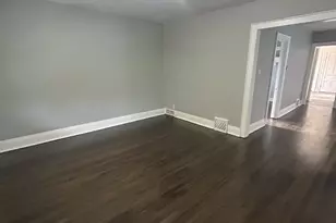 2134 W Lincoln Ave, Milwaukee, WI 53215 - Photo 3