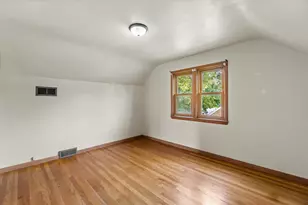 5268 N 60th St, Milwaukee, WI 53218 - Photo 25