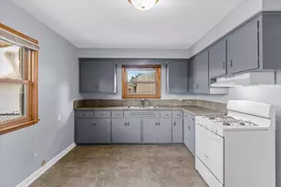 5268 N 60th St, Milwaukee, WI 53218 - Photo 11