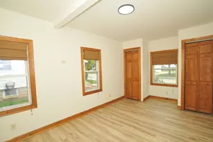 1955 S 91st St, West Allis, WI 53227 - Photo 19