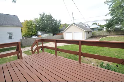 1955 S 91st St, West Allis, WI 53227 - Photo 7