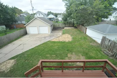 1955 S 91st St, West Allis, WI 53227 - Photo 5
