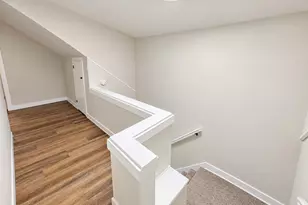 4937 N Hollywood Ave, Whitefish Bay, WI 53217 - Photo 17