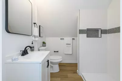 316 E Clarence St, Milwaukee, WI 53207 - Photo 33