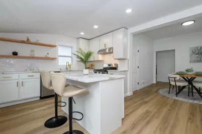 316 E Clarence St, Milwaukee, WI 53207 - Photo 17